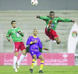 دوري «المناصير» للمحترفين .. مسافة واحدة .. وخطوط متشابكة