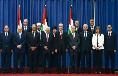 حكومة التوافق الفلسطينية تجري نقاشا حول توسيع وتعديل وزاري حكومة التوافق الفلسطينية تجري نقاشا حول توسيع وتعديل وزاري