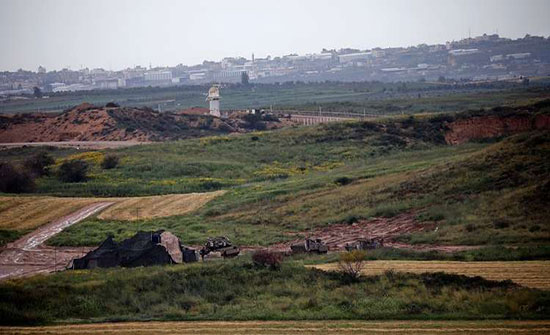 إسرائيل تنذر المستوطنين في غلاف غزة بأن "دوي انفجارات سيسمع قريبا"