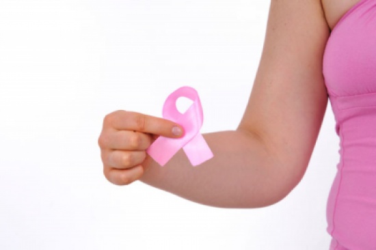 اطلاق مبادرة للكشف المبكر عن سرطان الثدي بجامعة مؤتة