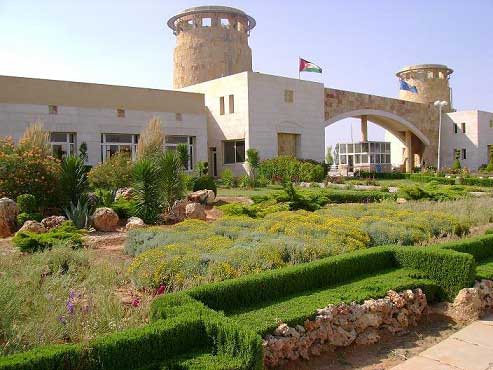 بازار خيري في جامعة العلوم والتكنولوجيا بازار خيري في جامعة العلوم والتكنولوجيا