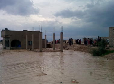 السيول تدهم 20 منزلا في غور الصافي السيول تدهم 20 منزلا في غور الصافي