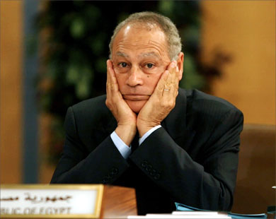 أبو الغيط لمسؤولة السياسة الخارجية بالاتحاد الاوروبي : لن نمد يدنا لأحد 