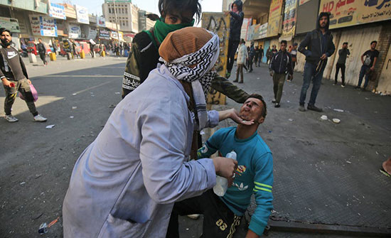 بالفيديو : اشتباكات وسط بغداد.. بنادق الصيد تطل من جديد