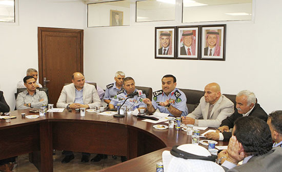 خريسات: القضاء على ظاهرة اطلاق العيارات من أولوياتنا خريسات: القضاء على ظاهرة اطلاق العيارات من أولوياتنا
