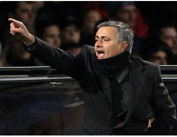 مورينيو لا يلوم لاعبيه