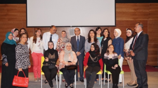 العمل تحضر جلسة استماع لمطالب الأمهات العاملات عقدتها حملة صداقة العمل تحضر جلسة استماع لمطالب الأمهات العاملات عقدتها حملة صداقة