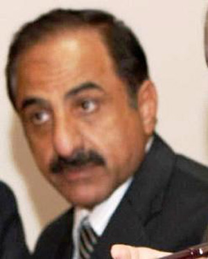 مجلس تنفيذي الزرقاء يبحث مشاكل واحتياجات حدود العمري والازرق  