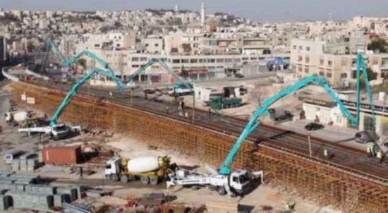 باريس سعيدة بـ نجاح الباص السريع في عمّان