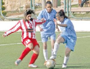 غزارة الأهداف في الدوري النسوي لكرة القدم تثير التساؤلات ؟