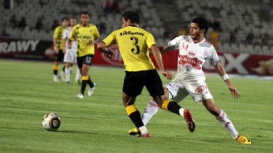 الزمالك يستعيد نغمة الإنتصارات ويحول تأخره إلى فوز بالدوري المصري الزمالك يستعيد نغمة الإنتصارات ويحول تأخره إلى فوز بالدوري المصري