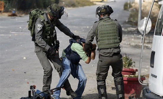 إسرائيل تواصل اعتقال 17 صحافياً فلسطينياً إسرائيل تواصل اعتقال 17 صحافياً فلسطينياً