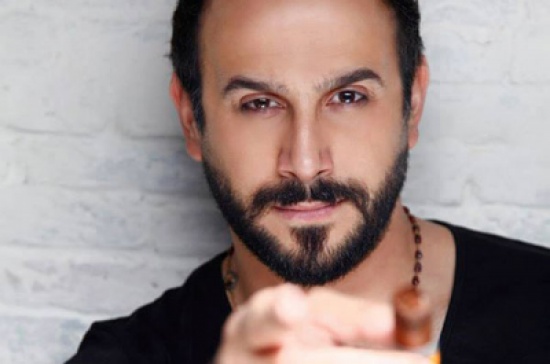 فيديو: هكذا رد قصي خولي على محمد عبده في برنامج تلفزيوني فيديو: هكذا رد قصي خولي على محمد عبده في برنامج تلفزيوني