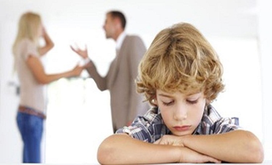 "مش ابنك".. كلمة جعلت أب يقتل طفله "مش ابنك".. كلمة جعلت أب يقتل طفله