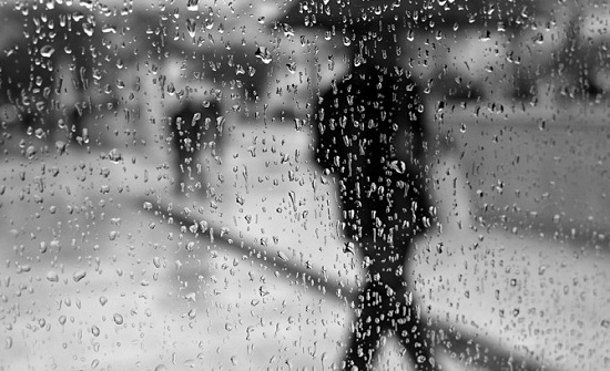 الأربعاء : المملكة تتأثر بمنخفض جوي وانخفاض درجات الحرارة بشكل ملموس