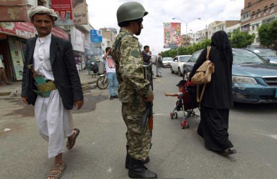 مغادرة 470 يمنيا من العالقين بمصر إلى بلادهم على متن ثلاث طائرات