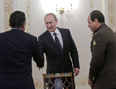 بوتين يؤيد ترشح المشير السيسي للانتخابات الرئاسية في مصر
