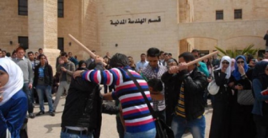 مناظرة حول الانشطة الثقافية ودورها بالحد من التطرف والعنف الجامعي مناظرة حول الانشطة الثقافية ودورها بالحد من التطرف والعنف الجامعي