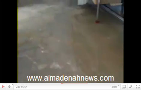 ينابيع مياه تخرج من محلات الميكانيكية والحرفيين في جرش ( لقاءات بالفيديو ) 