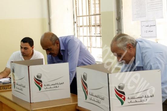 تزايد الاقبال على صناديق الاقتراع في قصبة المفرق تزايد الاقبال على صناديق الاقتراع في قصبة المفرق