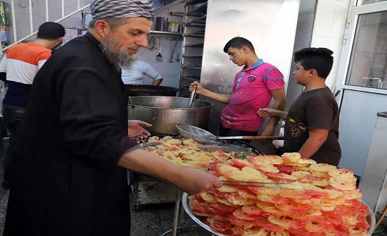 الاردنيون يحتفلون بذكرى المولد النبوي الشريف الاردنيون يحتفلون بذكرى المولد النبوي الشريف
