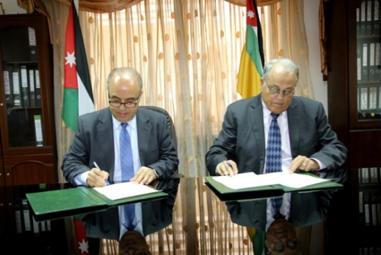 تعاون أكاديمي وبحثي بين" الأردنية" و"العربية الأمريكية " في جنين