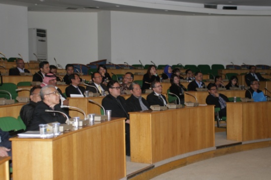 وفد طلابي أندونيسي يطلع على خبرات الأمانة في البنى التحتية