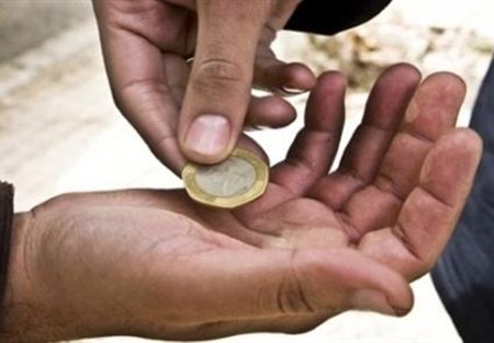عمان : ضبط 64 متسولاً في يوم واحد عمان : ضبط 64 متسولاً في يوم واحد