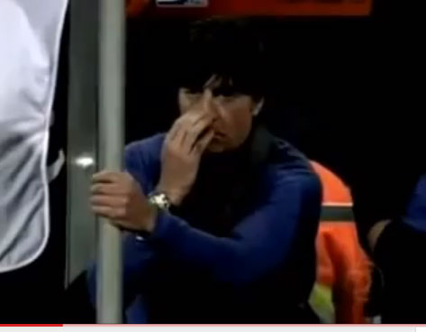 فضيحة مدرب ألمانيا في مونديال 2010 