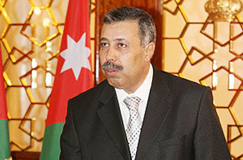 وزير التربية يفوض صلاحية تعطيل المدارس لمديري التربية وزير التربية يفوض صلاحية تعطيل المدارس لمديري التربية