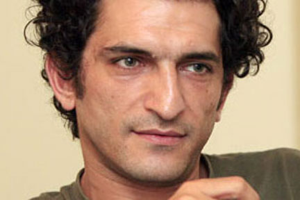 عمرو واكد يحترف في "يوفينتوس"!