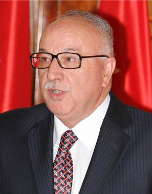 وزير الاشغال يؤكد جاهزية الوزارة للتعامل مع الظروف الجوية  