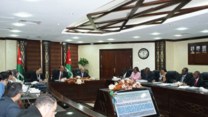 وفد قانوني دولي يزور ديوان المحاسبة  