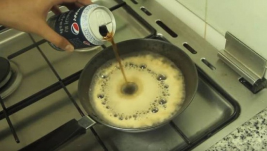 فيديو| ماذا يحدث للبيبسي عند غليانه ؟