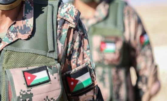 الجيش: قوانين عسكرية على مكلفي خدمة العلم