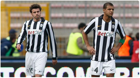 يوفنتوس يكتفي بالتعادل مع تشيزينا