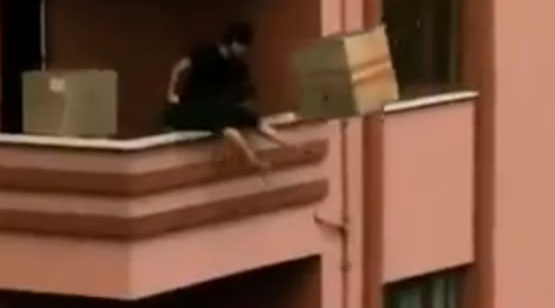سرعة توصيل الاثاث