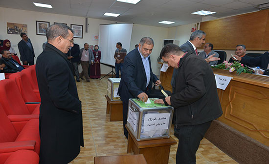 إجراء انتخابات الهيئة الإدارية لنادي العاملين في الطفيلة التقنية إجراء انتخابات الهيئة الإدارية لنادي العاملين في الطفيلة التقنية