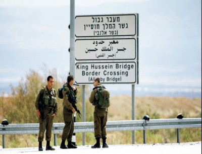 ماذا وراء المناورات الإسرائيلية قرب الحدود الأردنية ؟