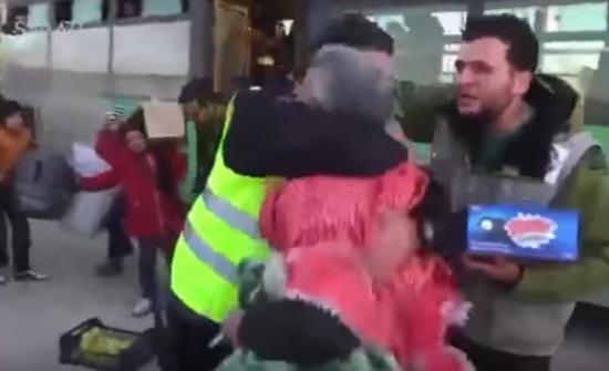 فيديو| اعتقد ان شقيقه قتل في حلب...وهذا ما حصل! فيديو| اعتقد ان شقيقه قتل في حلب...وهذا ما حصل!