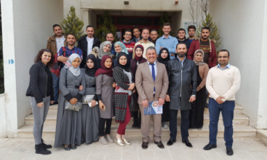 وفد طلابي من جامعة إربد الأهلية يقوم بزيارة مركز تكنولوجيا المعلومات الوطني وفد طلابي من جامعة إربد الأهلية يقوم بزيارة مركز تكنولوجيا المعلومات الوطني