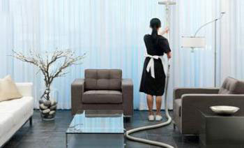 اعفاء عاملات المنازل من غرامات تجاوز الإقامة بنسبة20 بالمئة