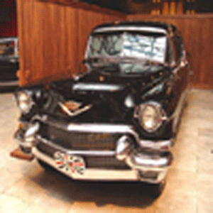 وفد روماني يزور نادي السيارات الملكي الاردني