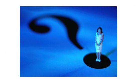 تعيين سيدة على الحالات الإنسانية رغم أنها موظفة بوزارة التربية