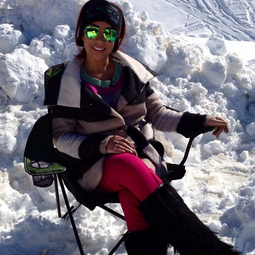 الين خلف تودع الشتاء وتستمتع باللعب بثلوج بيروت