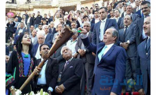 بالصور : الملقي يوقد شعلة مهرجان جرش في دورته الـ31