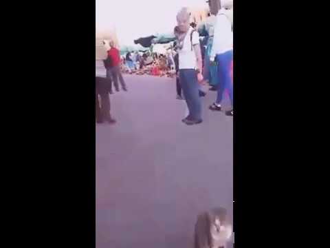 فيديو| أغرب طريقة للتسول في المغرب.. لن تخطر على بالك !