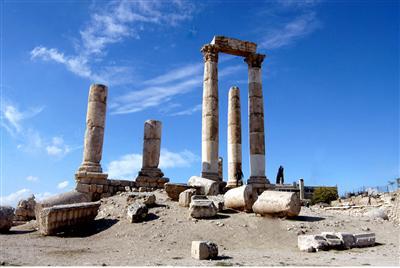 المعهد الالماني البروتستاني للاثار ينظم "يوم السوق الاثري"