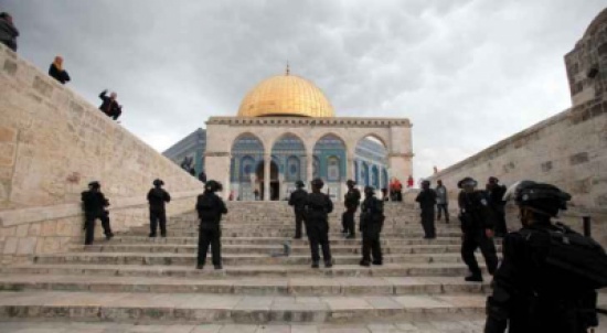 الحكومة الفلسطينية تدين إغلاق المسجد الاقصى الحكومة الفلسطينية تدين إغلاق المسجد الاقصى