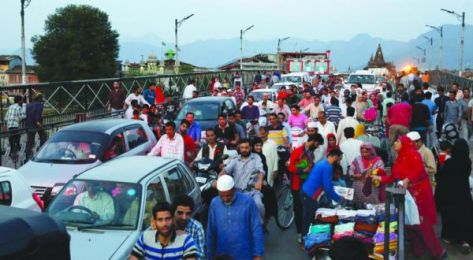 بدل الأضاحي.. السمك لمسلمي الهند خوفاً من مداهمات بذريعة حيازة لحم بقري